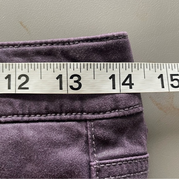 American Eagle High Rise Jegging | Size 2 | Plum | Stretch Glossy Denim - Picture 9 of 11